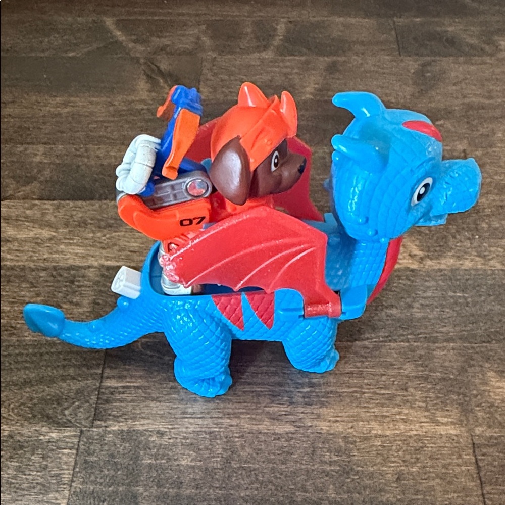 Paw Patrol Rescue Knights Zuma Dragon Ride-On Figure
